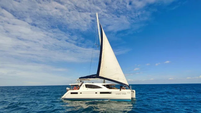 Sunday Kinga Private Yacht